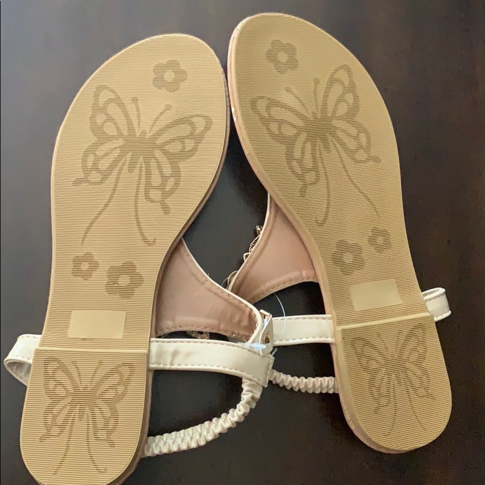 Sandals - Picture 3 of 4
